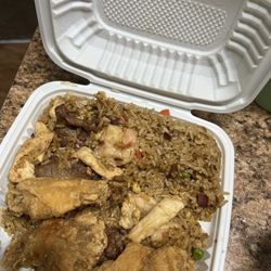 Michiru - Lunch special - fried chicken wings and house special fried rice