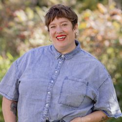 Sunu Wellness Center - Sarah Auna offers birth education and decision making coaching at SuNu Wellness. She is a Twin Cities birth expert and Doula
