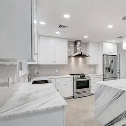 Refresh Custom Homes - Kitchen remodel