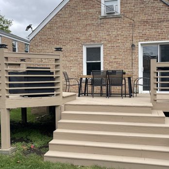 Izzo Home Remodeling - Remodeled deck - post lights add a great touch - Electricians Near Me - Des Plaines, Illinois