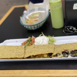 Cielo Tacos - Machete with corn truffles, pumpkin blossoms, and mushrooms.