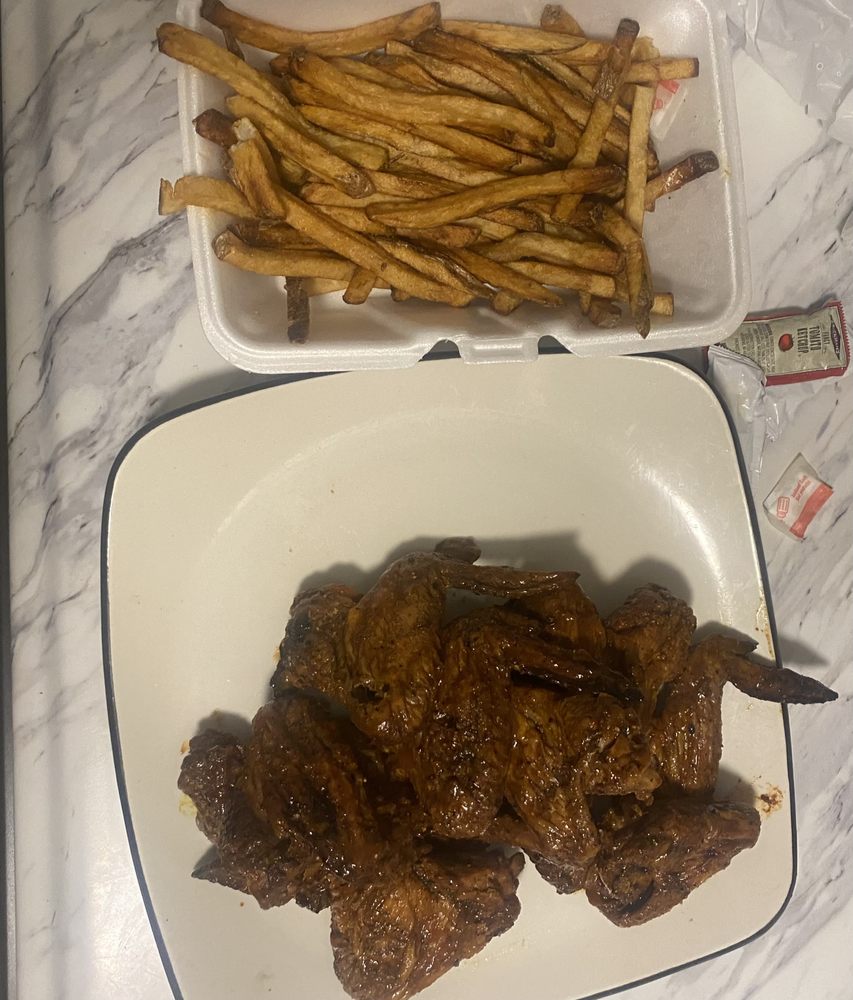 SWINGS SPECIALTY WINGS Updated June 2024 2280 Fillmore Ave, Buffalo