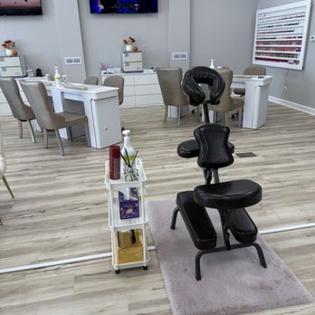 Crystal Spa Nails - Nail Salons Near Me - Lake Zurich, Illinois