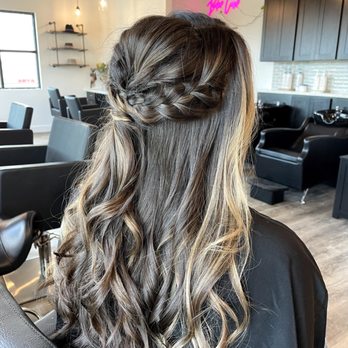 Vlovehair Collective - Wedding hair trial by Alex - Hair Salons Near Me - Fullerton, California Vlovehair Collective - Wedding hair trial by Alex - Hair Salons Near Me - Fullerton, California