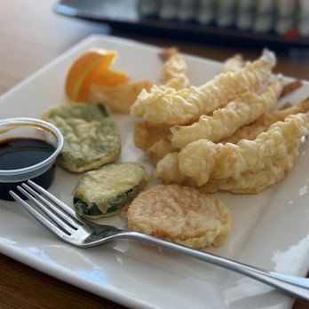 Ganbaru Sushi - Tempura plate - Sushi Bars Near Me - Carson City, Nevada Ganbaru Sushi - Tempura plate - Sushi Bars Near Me - Carson City, Nevada