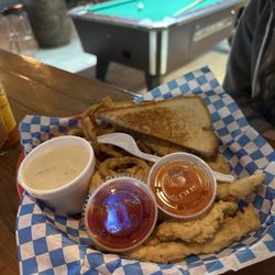 Sharkies Bar & Grill - Chicken tenders with onion rings