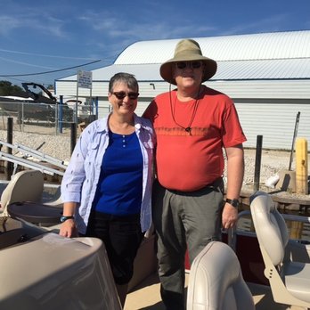 Munson Marine - Boat Dealers Near Me - Fox Lake, Illinois Munson Marine - Boat Dealers Near Me - Fox Lake, Illinois