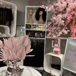 Royalty Beauty Bar