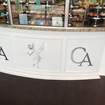 Cake Art - So pretty! It's like a cupcake boutique! - Desserts Near Me - San Antonio, Texas Cake Art - So pretty! It's like a cupcake boutique! - Desserts Near Me - San Antonio, Texas