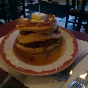 The Red Wagon - Diners Near Me - Vancouver, British Columbia
