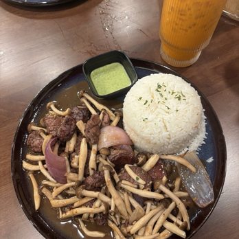 Sona Fusion Kitchen - EXTRA BEEF/MUSHROOM STIR FRYmushroom - Asian Fusion Near Me - Anaheim, California Sona Fusion Kitchen - EXTRA BEEF/MUSHROOM STIR FRYmushroom - Asian Fusion Near Me - Anaheim, California