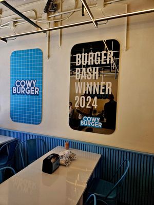Cowy Burger by null