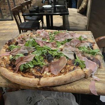 Urban Crust - Large urban amore pizza - Pizza Near Me - Plano, Texas Urban Crust - Large urban amore pizza - Pizza Near Me - Plano, Texas