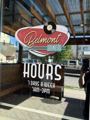 Belmont Diner Marda Loop by null