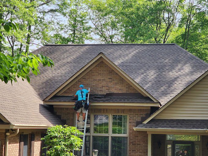 Slide of C&B Roofing