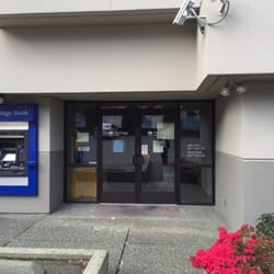 Heritage Bank - Entrance
