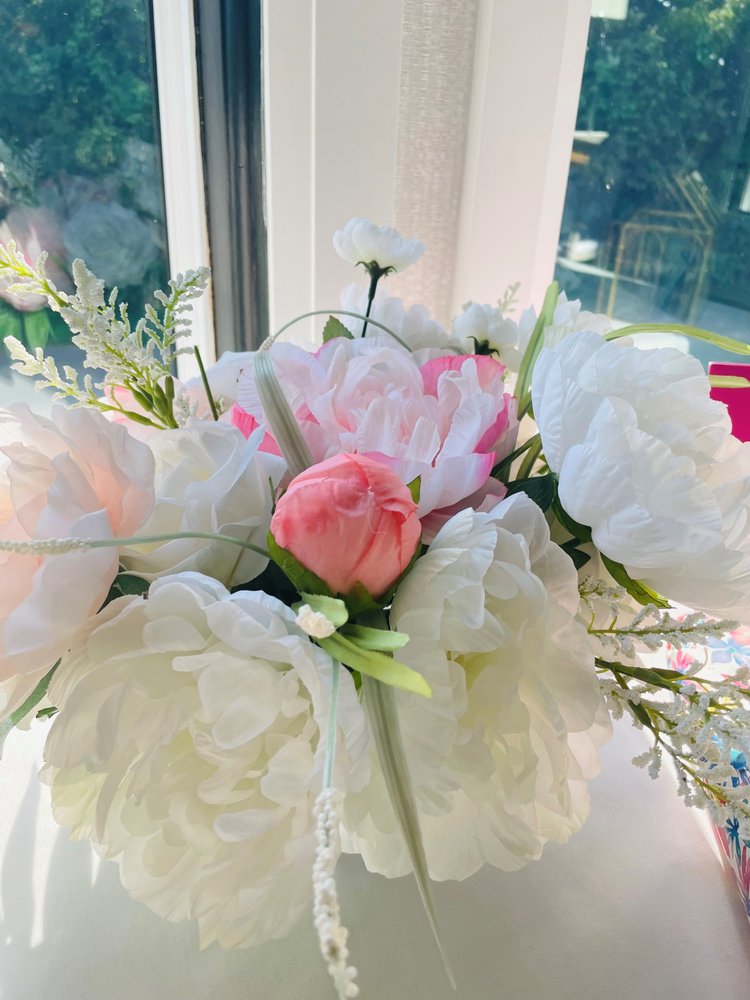 DOR AURA EVENTS Request Information London, Ontario, Canada Party