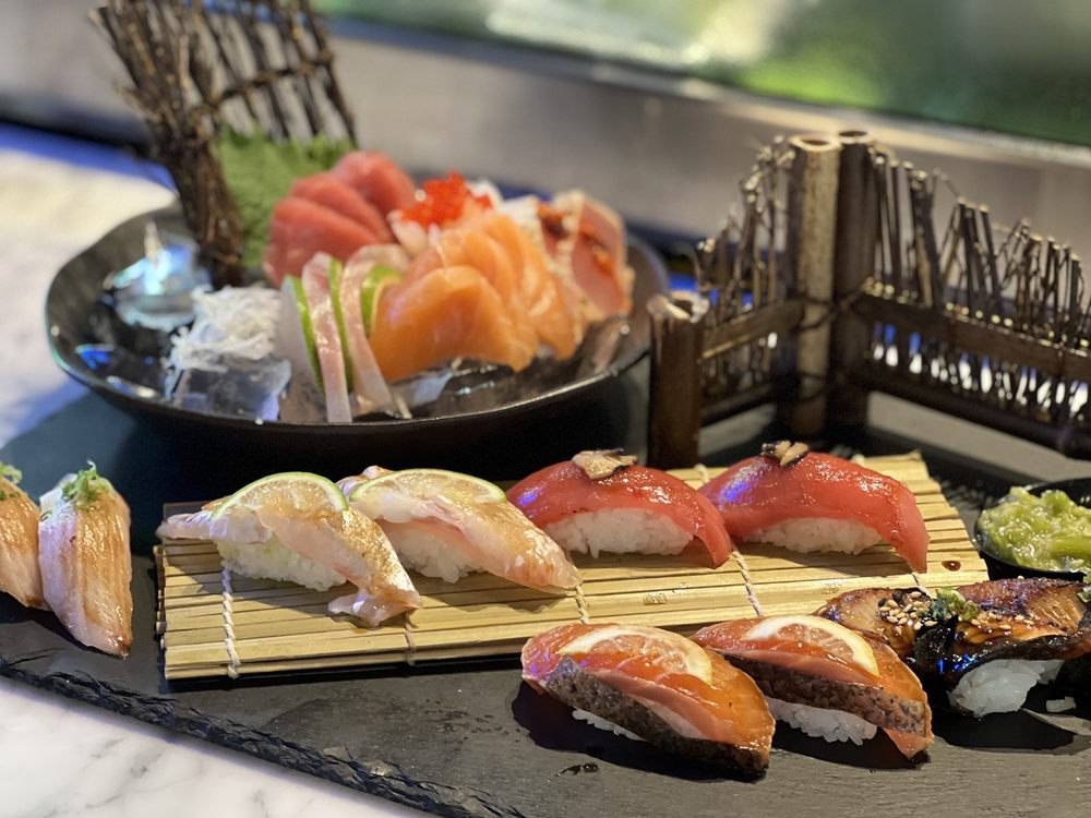 Hashi Sushi Logo