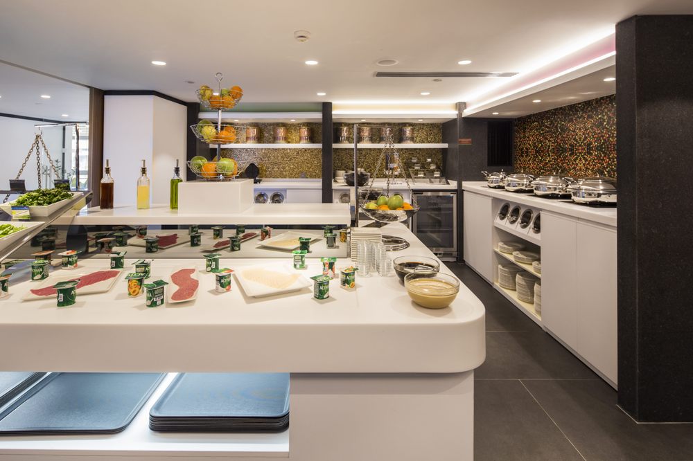 Hampton by Hilton İstanbul - Kurtköy