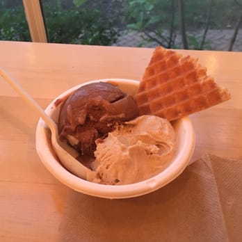 Jeni's Splendid Ice Creams - Small two scoops - Ice Cream & Frozen Yogurt Near Me - Dublin, Ohio Jeni's Splendid Ice Creams - Small two scoops - Ice Cream & Frozen Yogurt Near Me - Dublin, Ohio