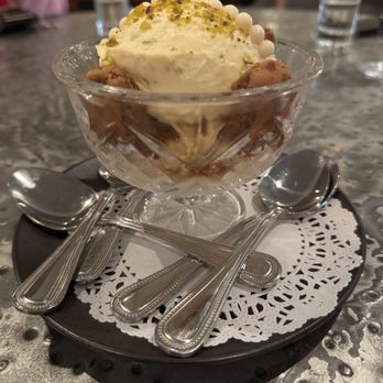 Vaudeville - Tiramisu dessert - New American Near Me - Fredericksburg, Texas Vaudeville - Tiramisu dessert - New American Near Me - Fredericksburg, Texas