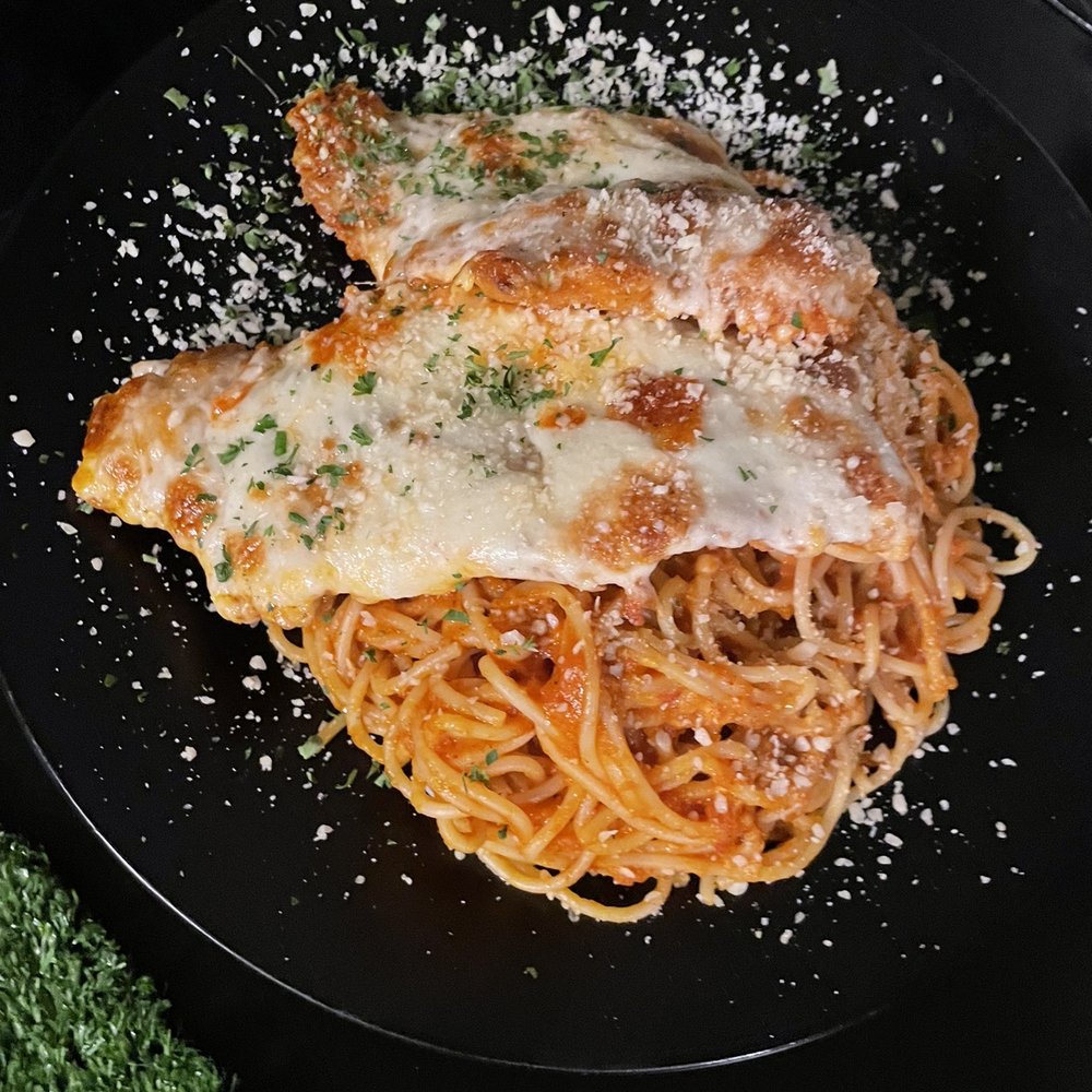 Elli’s Backyard - Chicken Parm - American Near Me - Red Bank, New Jersey Elli’s Backyard - Chicken Parm - American Near Me - Red Bank, New Jersey