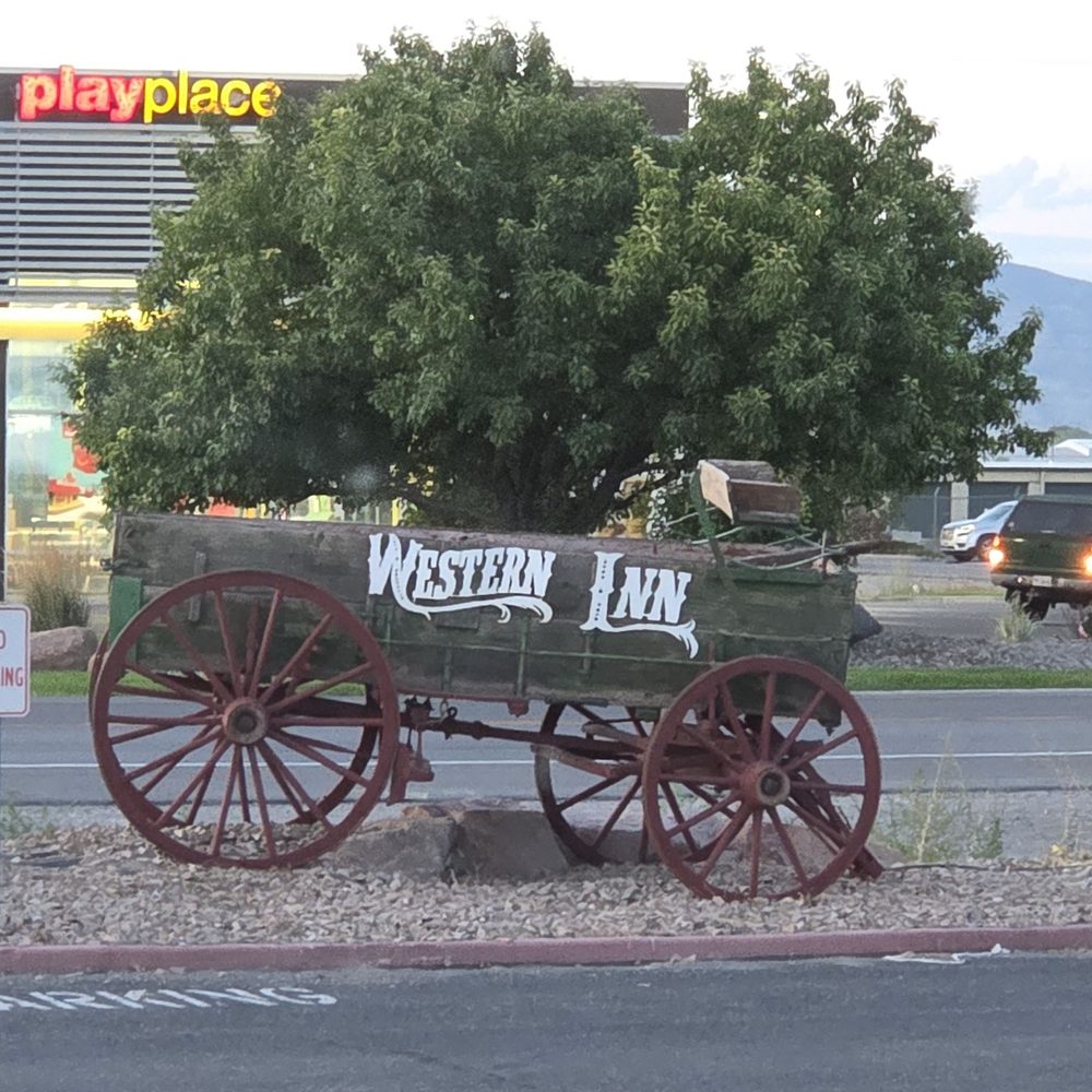 Western Inn - Hotels Near Me - Tremonton, Utah Western Inn - Hotels Near Me - Tremonton, Utah