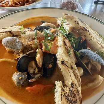 Aurora Sausalito - Cioppino - Italian Near Me - Sausalito, California Aurora Sausalito - Cioppino - Italian Near Me - Sausalito, California