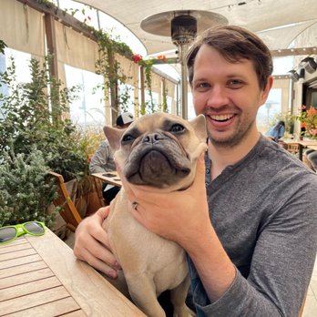 Fig Tree - Dog and human friendly - Cafes Near Me - Los Angeles, California