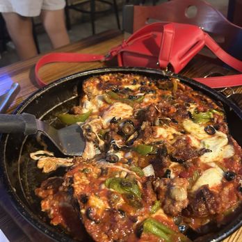 Pequod's Pizza - Pizza Near Me - Chicago, Illinois Pequod's Pizza - Pizza Near Me - Chicago, Illinois