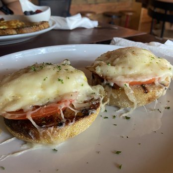 Farmhouse Cafe - Breakfast Sandwich - Breakfast & Brunch Near Me - Honolulu, Hawaii Farmhouse Cafe - Breakfast Sandwich - Breakfast & Brunch Near Me - Honolulu, Hawaii