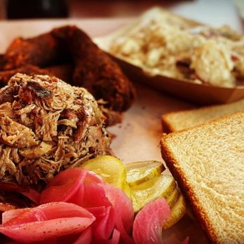 Prime Smoked Meats - Dry run wings pulled pork potato salad - Barbeque Near Me - Valparaiso, Indiana
