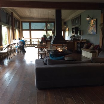 Scandinave Spa - lounge and waiting area for people who are not entering - Massage Near Me - Whistler, British Columbia Scandinave Spa - lounge and waiting area for people who are not entering - Massage Near Me - Whistler, British Columbia