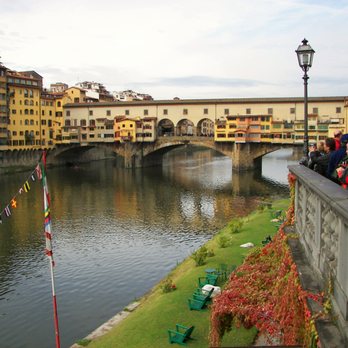 Ponte Vecchio - Ponte Vecchio - Local Flavor Near Me - Florence, FI