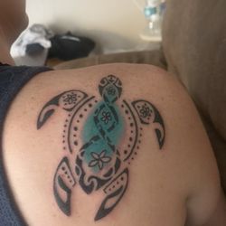Livewire Tattoo Studio - Tattoo