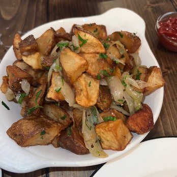 Hudson Clearwater - Brunch potatoes - New American Near Me - New York, New York Hudson Clearwater - Brunch potatoes - New American Near Me - New York, New York