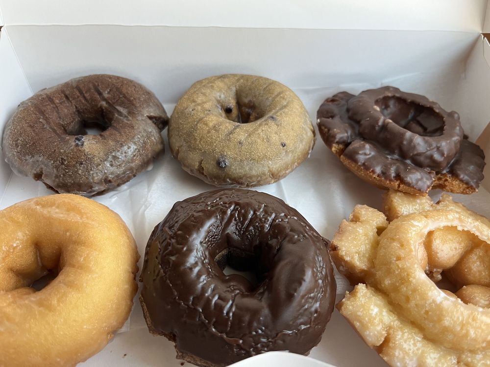Smiling Donut Logo