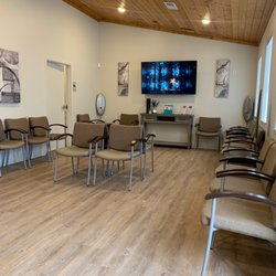 Woolfson Eye Institute - Waiting Room