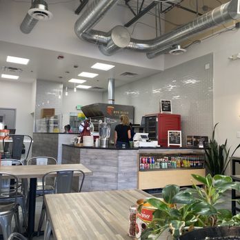 DTC Slice - Super clean interior - Pizza Near Me - Greenwood Village, Colorado