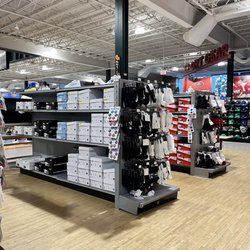 DICK'S Sporting Goods