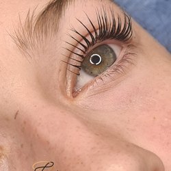 DivineLashes - Elleebana Lashlift