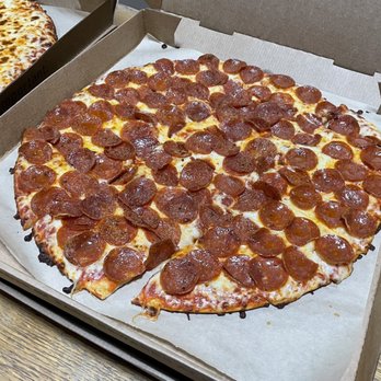 Donatos Pizza - Pepperoni pizza - Pizza Near Me - Knoxville, Tennessee