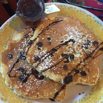 808 Grindz Cafe - Reese's chocolate chip pancakes - Cafes Near Me - Lahaina, Hawaii
