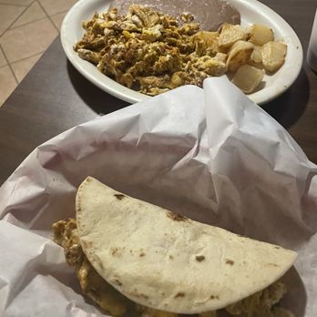 J & I Cafe - Tex-Mex Near Me - San Antonio, Texas