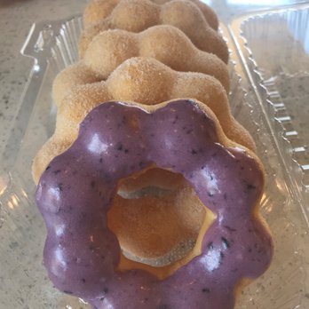 Le Creme - Mochi donuts! - Desserts Near Me - San Jose, California