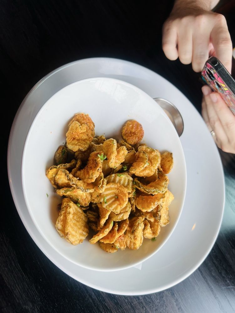 Food from 1854 Grille