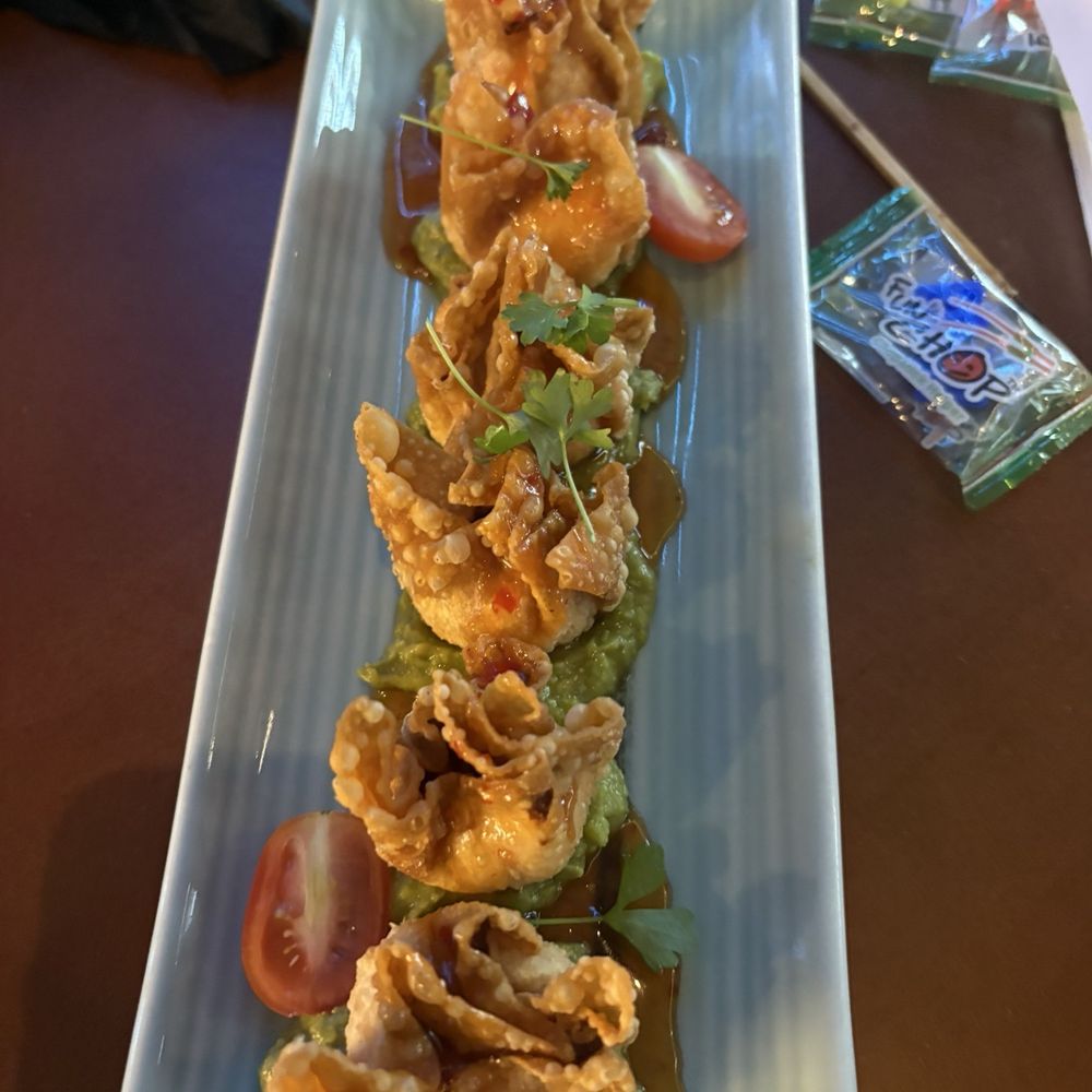 Maiko Sushi - Spicy salmon Goyza - Sushi Bars Near Me - Austin, Texas