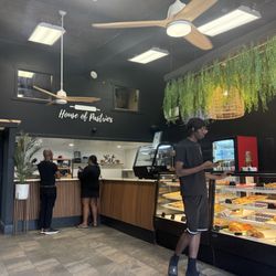 House of Pastries & Deli