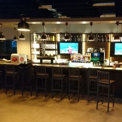 Peter's - Restaurant/Bar