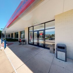 Bank of America Financial Center - Storefront
